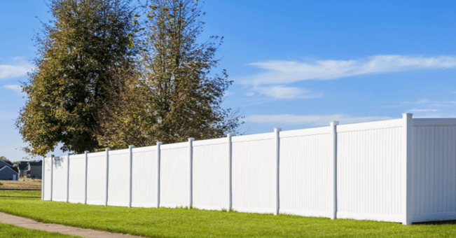 White composite fence in Omaha, NE.