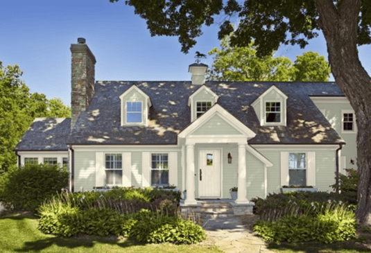 Color visualizer Saybrook Sage shade on home exterior